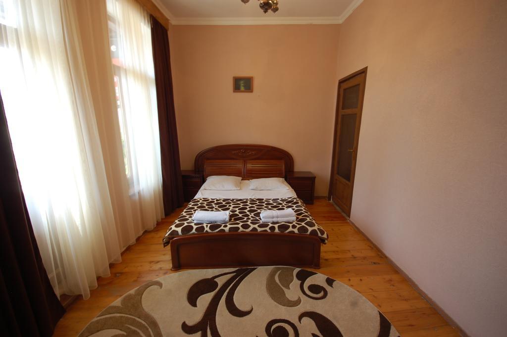 Lelis Guest House Signagi Exterior foto